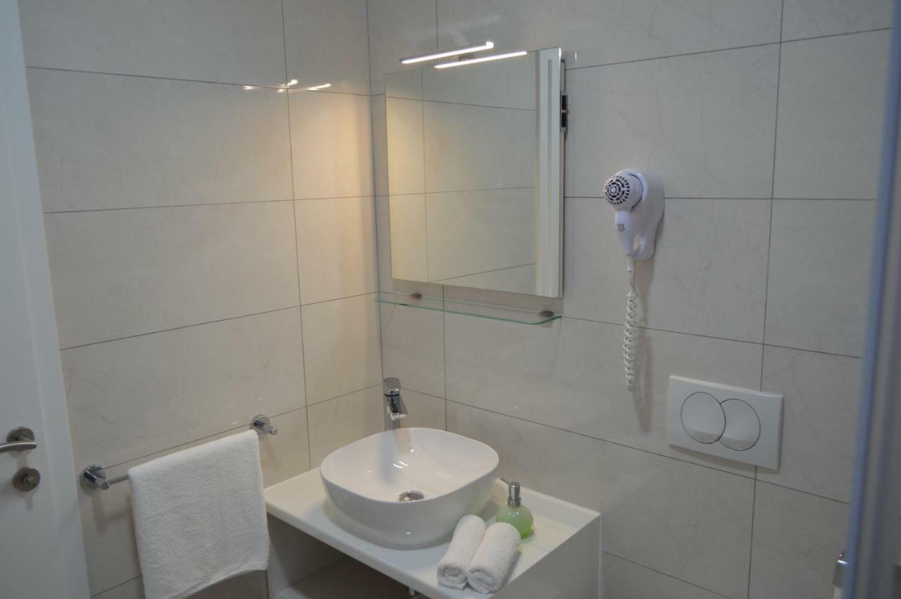 Apartmani Milin ザダル エクステリア 写真